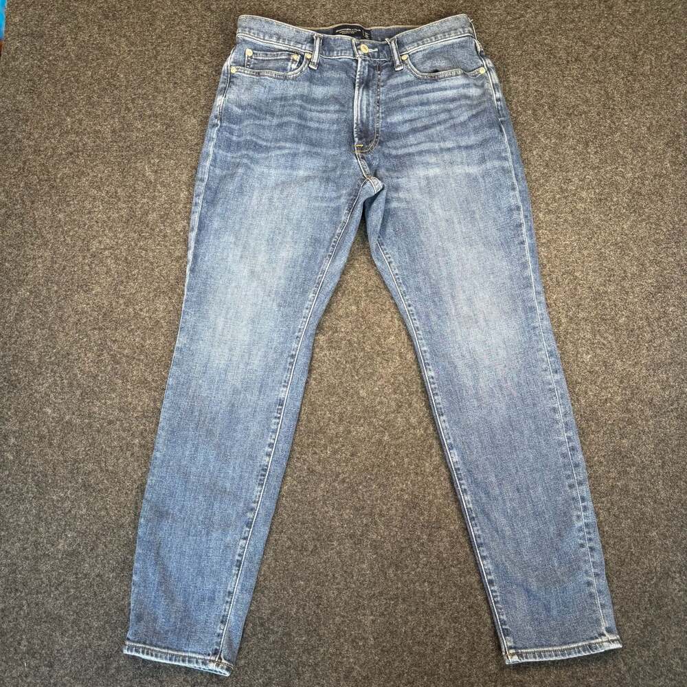 Abercrombie & Fitch Signature Stretch Athletic Slim Jeans